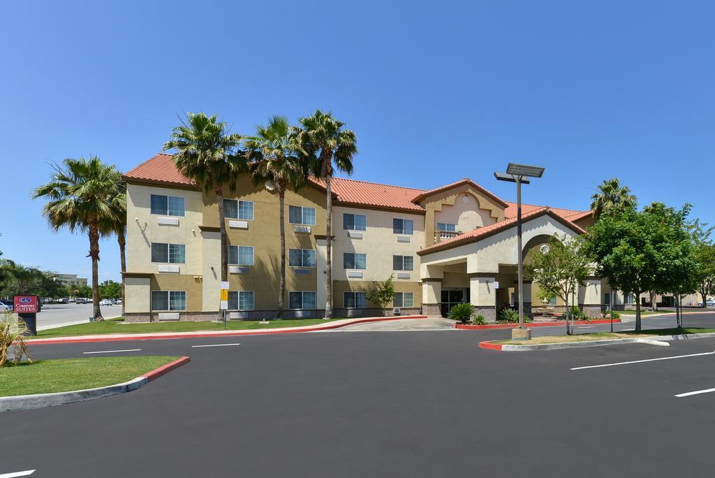 Comfort Suites Bakersfield Exteriér fotografie