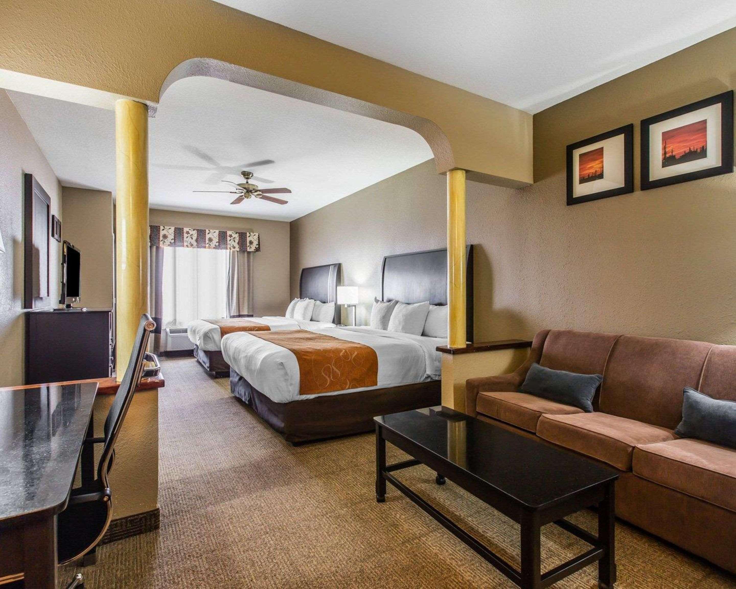 Comfort Suites Bakersfield Exteriér fotografie
