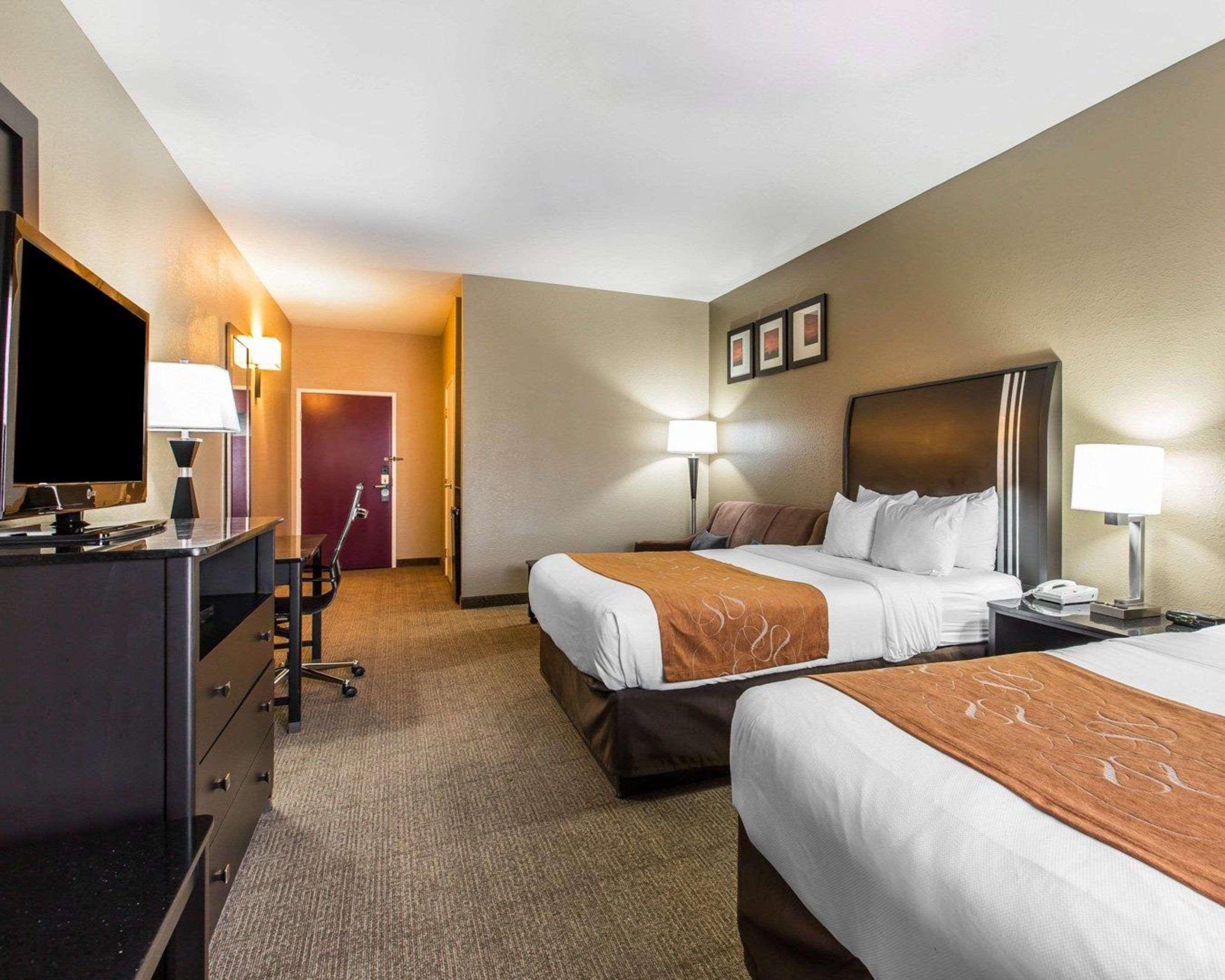 Comfort Suites Bakersfield Exteriér fotografie