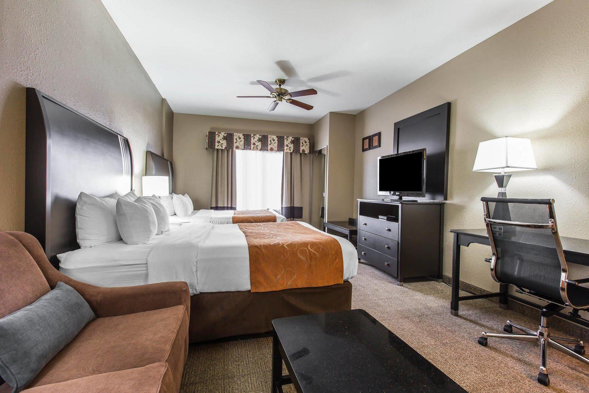 Comfort Suites Bakersfield Exteriér fotografie